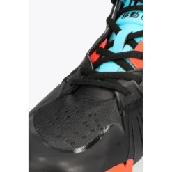 Osaka IDO MK1 Standard Hockey Shoes - Analog Black/Aqua Blue (2021/22) -Hockey Gear Shop osaka ido mk1 standard hockey shoes analog black aqua blue 2021 22 5